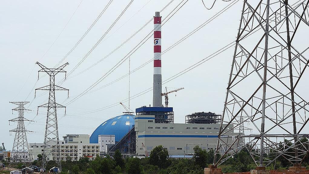 China faces 4 big risks if it continues building more coal plants